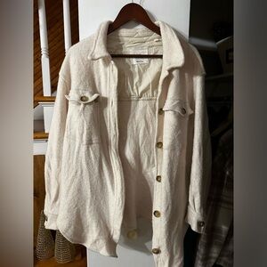 Aritzia Shacket